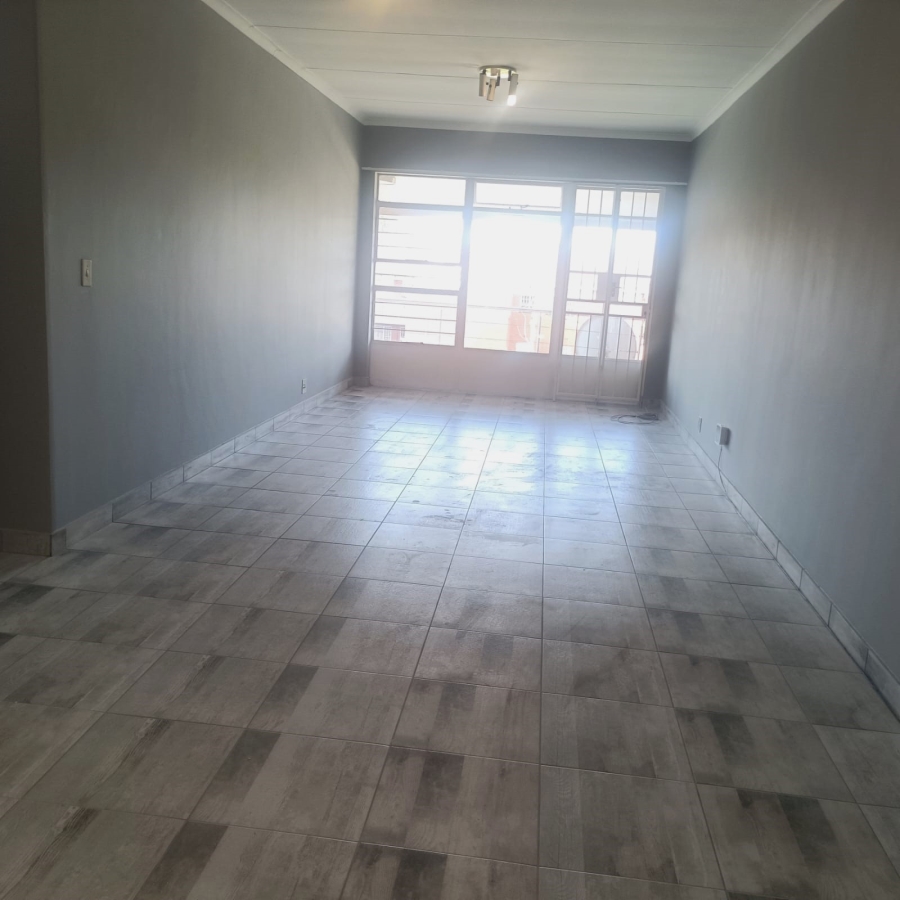 To Let 1 Bedroom Property for Rent in Northcliff Gauteng