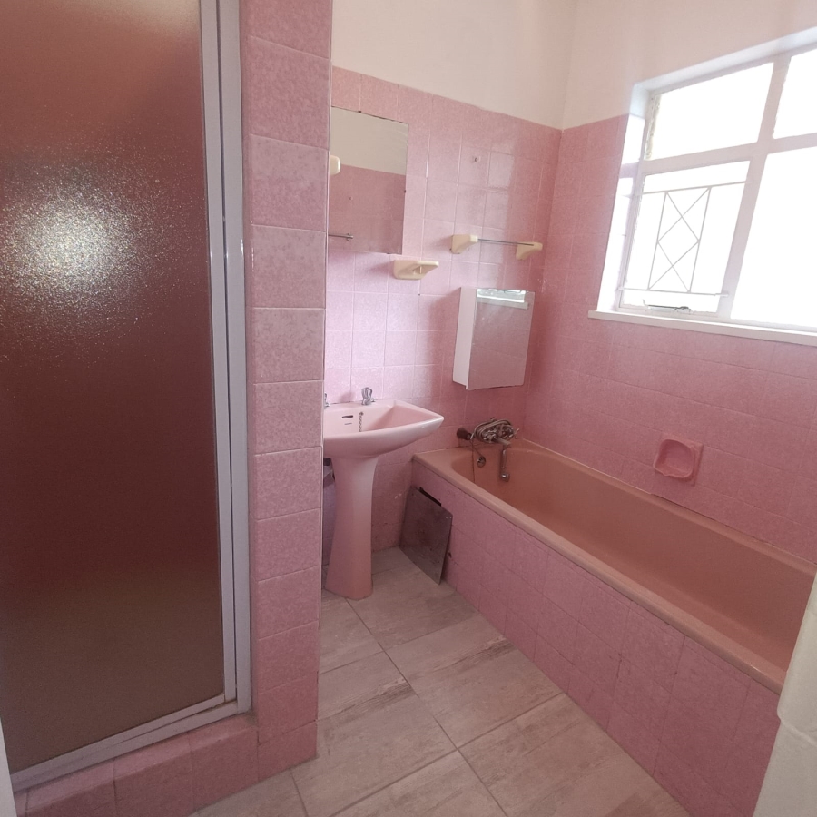 To Let 1 Bedroom Property for Rent in Northcliff Gauteng