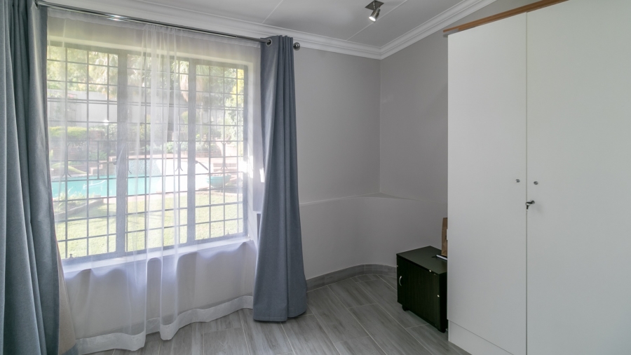 3 Bedroom Property for Sale in Vorna Valley Gauteng