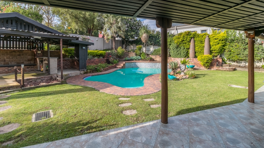 3 Bedroom Property for Sale in Vorna Valley Gauteng