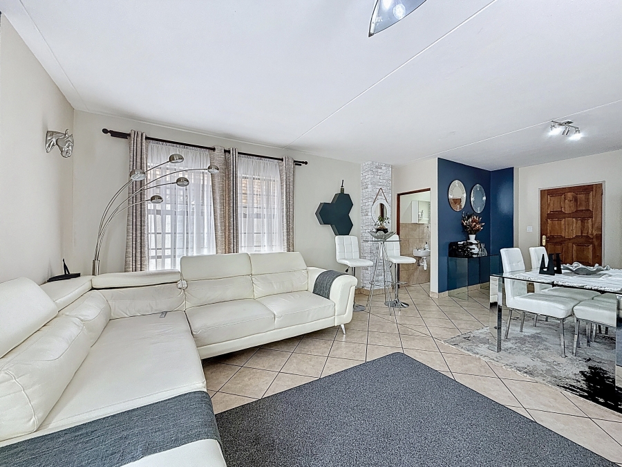 3 Bedroom Property for Sale in Hazeldean Gauteng