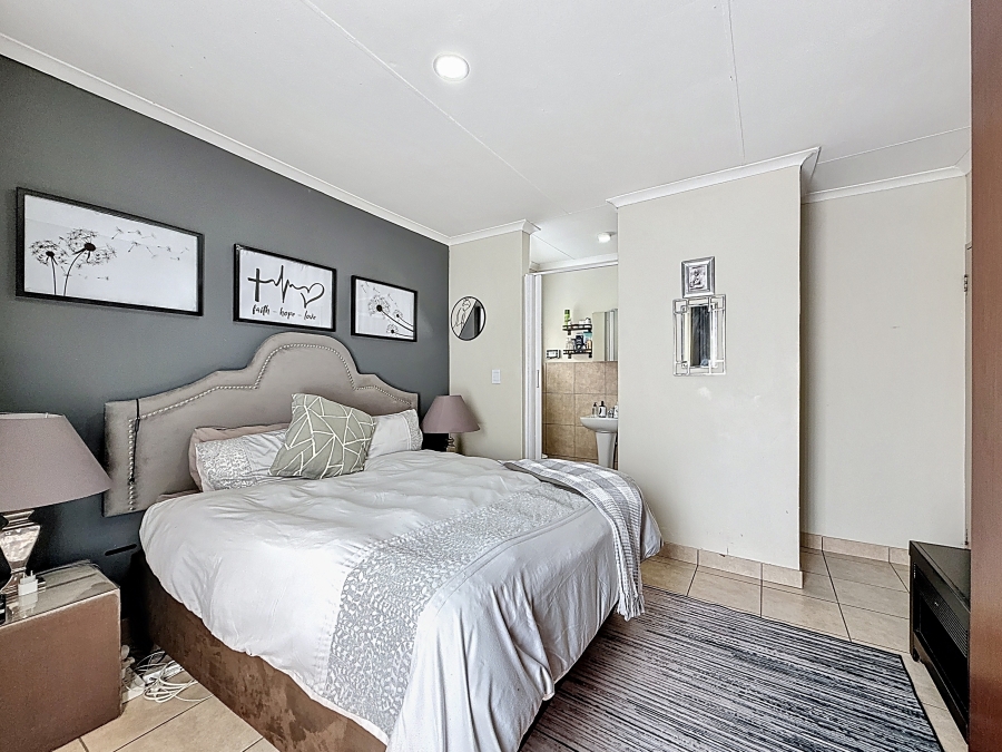 3 Bedroom Property for Sale in Hazeldean Gauteng