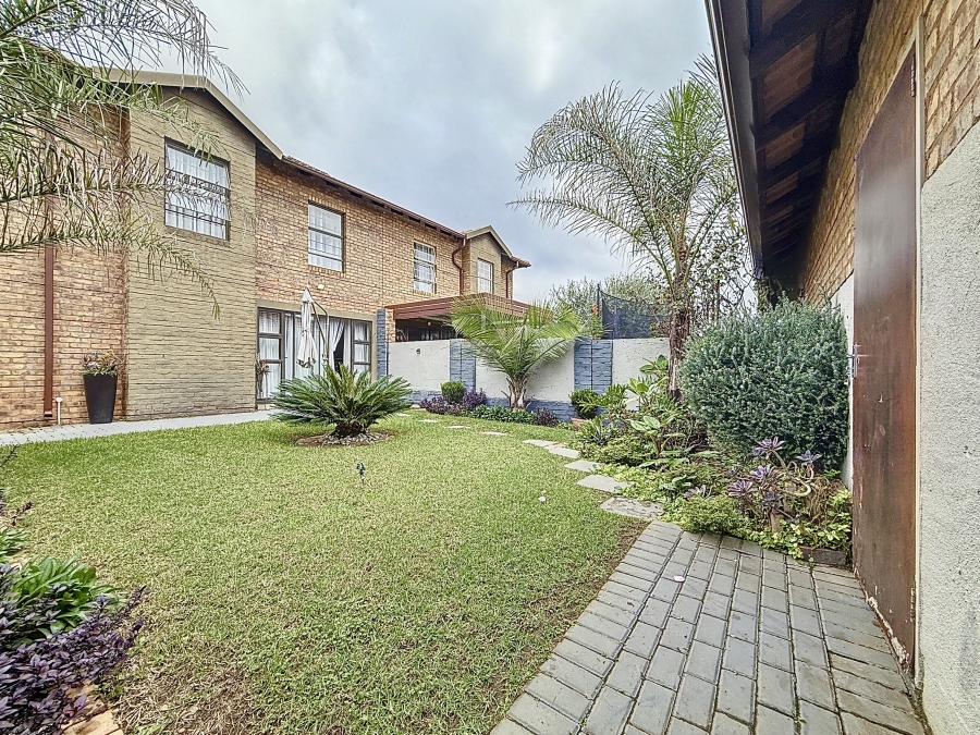 3 Bedroom Property for Sale in Hazeldean Gauteng