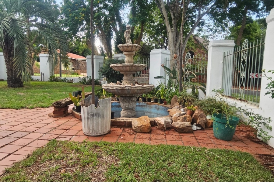 5 Bedroom Property for Sale in Ninapark Gauteng