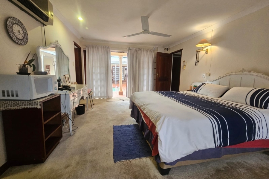 5 Bedroom Property for Sale in Ninapark Gauteng