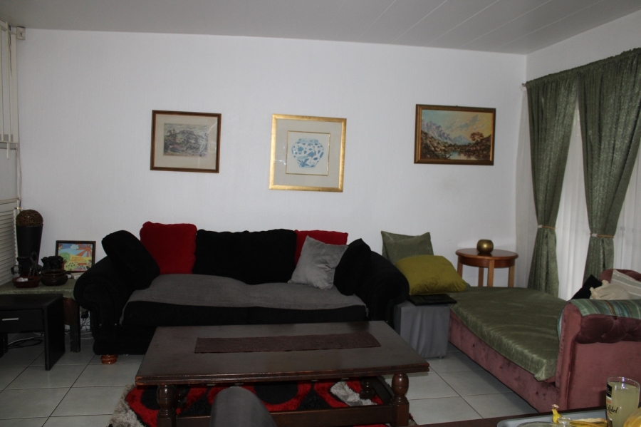3 Bedroom Property for Sale in Constantia Park Gauteng