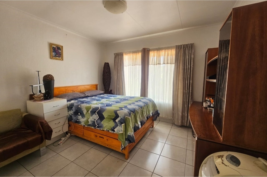 3 Bedroom Property for Sale in Constantia Park Gauteng