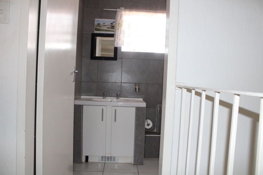 3 Bedroom Property for Sale in Constantia Park Gauteng