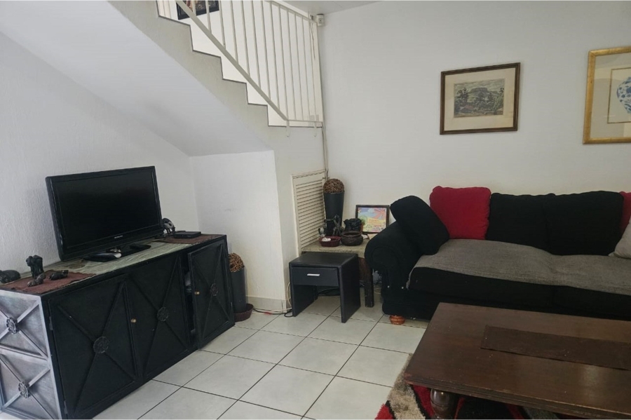 3 Bedroom Property for Sale in Constantia Park Gauteng