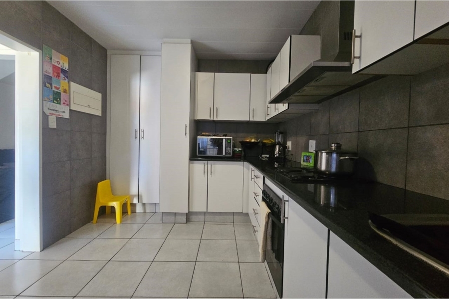 3 Bedroom Property for Sale in Constantia Park Gauteng