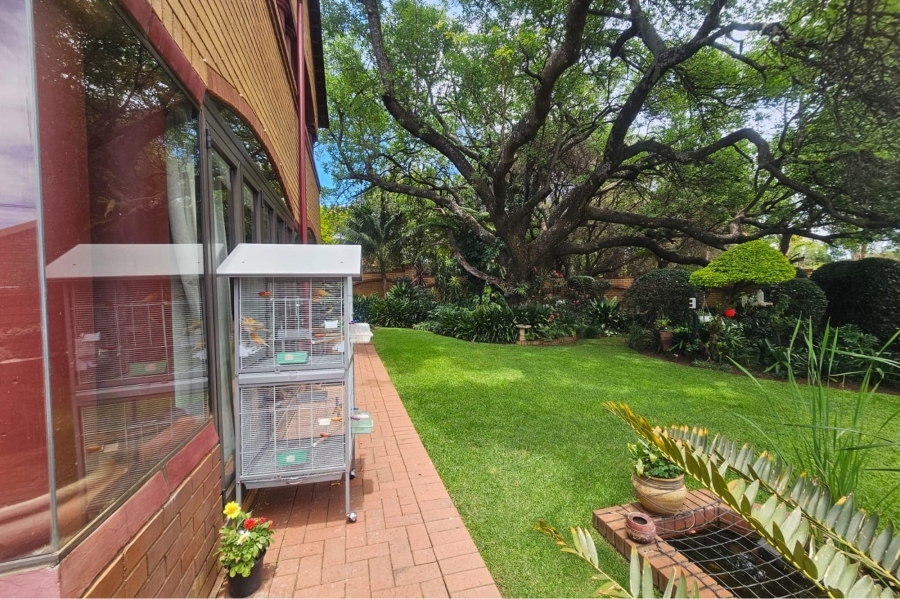 8 Bedroom Property for Sale in Ninapark Gauteng