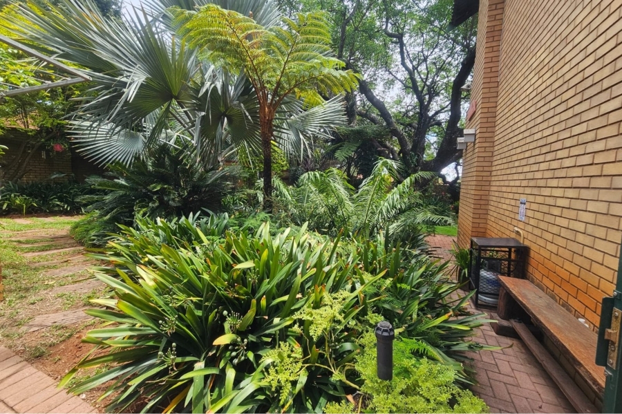 8 Bedroom Property for Sale in Ninapark Gauteng