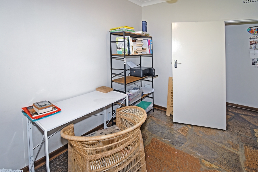 To Let 3 Bedroom Property for Rent in Blairgowrie Gauteng