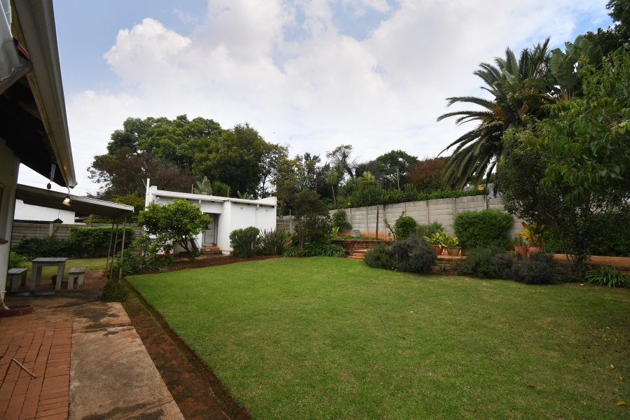 To Let 3 Bedroom Property for Rent in Blairgowrie Gauteng