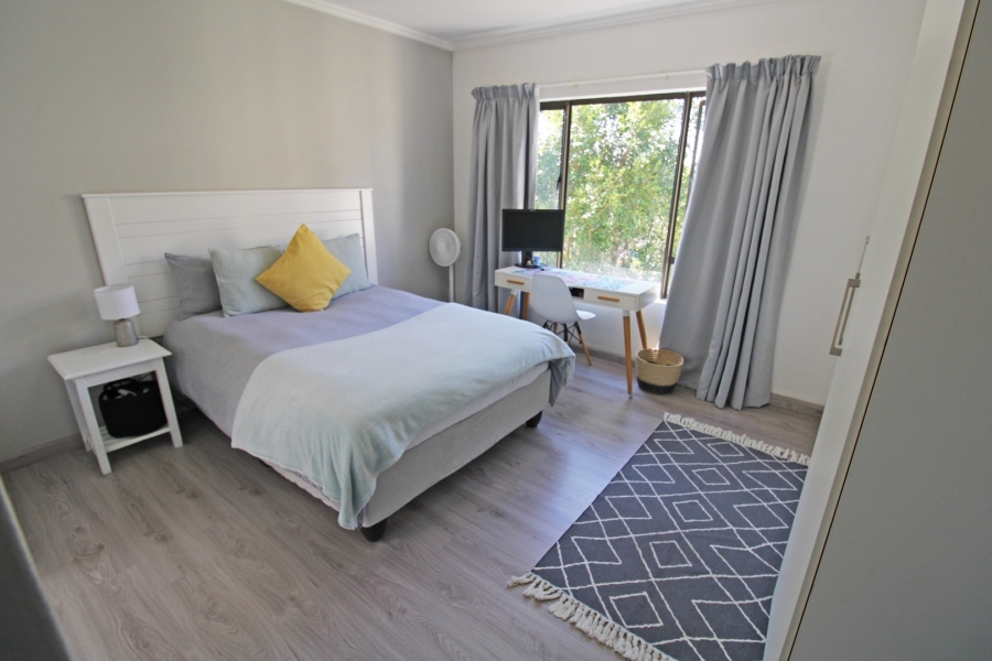 2 Bedroom Property for Sale in Bryanston Gauteng