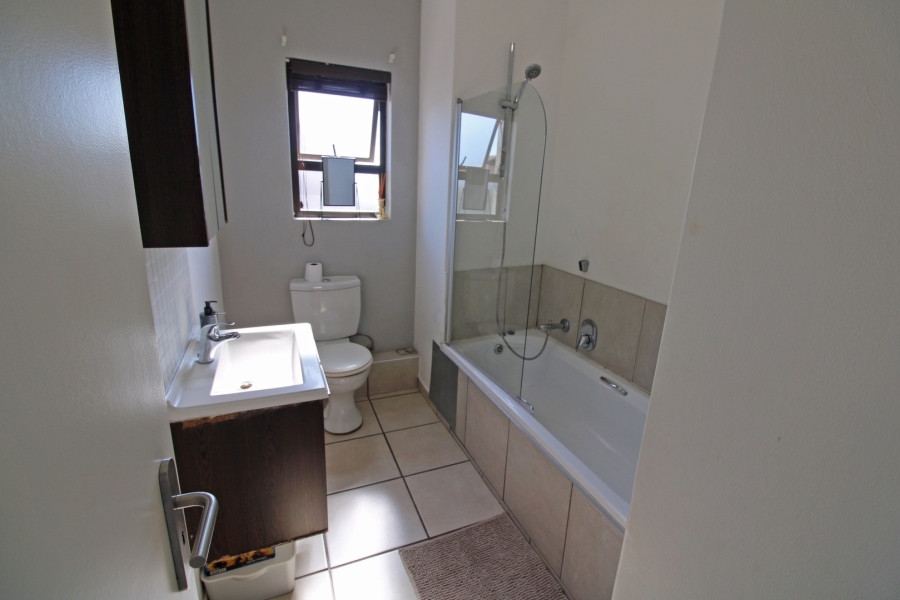 2 Bedroom Property for Sale in Bryanston Gauteng
