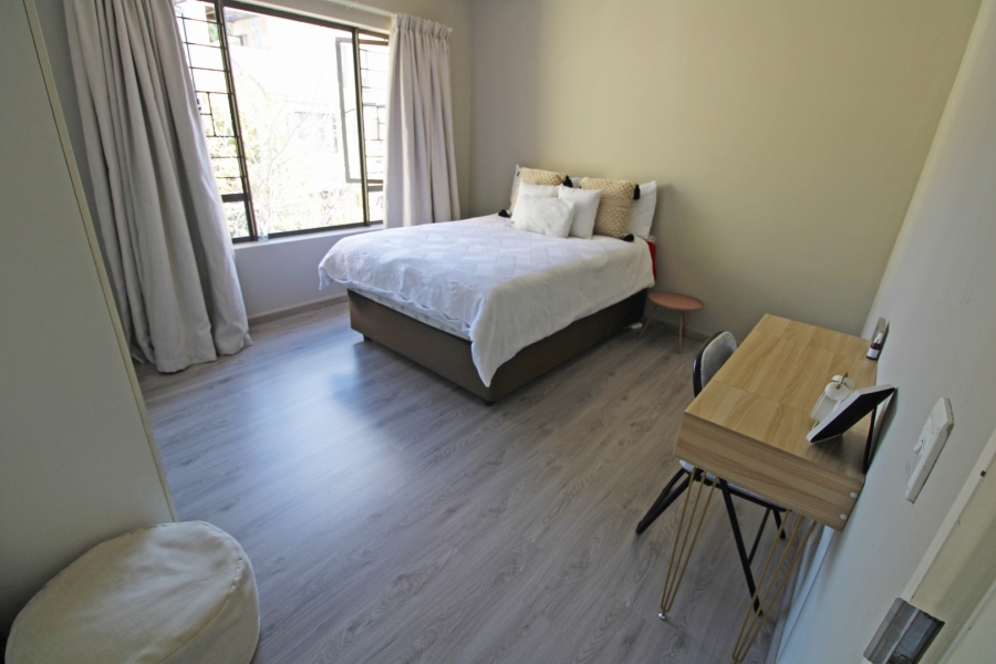 2 Bedroom Property for Sale in Bryanston Gauteng
