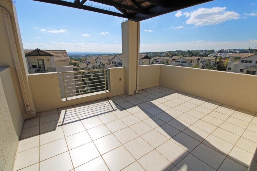 2 Bedroom Property for Sale in Bryanston Gauteng