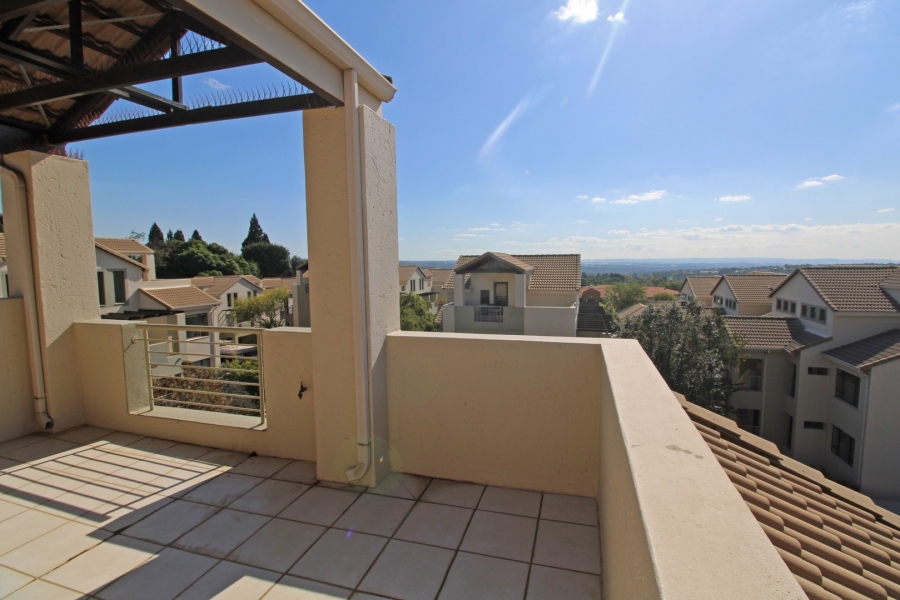 2 Bedroom Property for Sale in Bryanston Gauteng