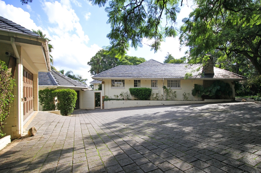 5 Bedroom Property for Sale in Bryanston Gauteng