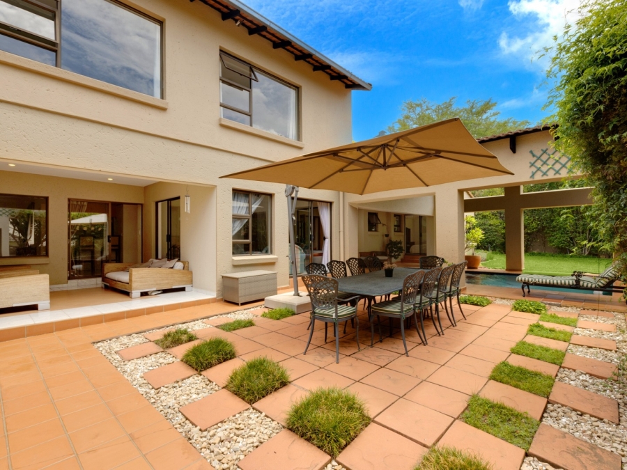 To Let 4 Bedroom Property for Rent in Dainfern Golf Estate Gauteng