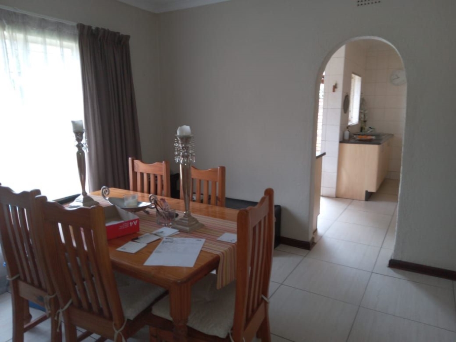 3 Bedroom Property for Sale in Brackendowns Gauteng