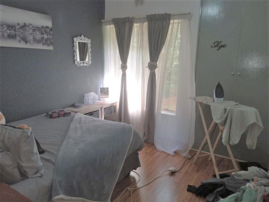 3 Bedroom Property for Sale in Brackendowns Gauteng