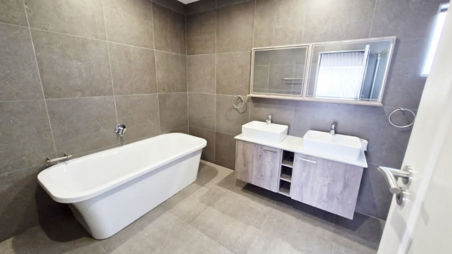 3 Bedroom Property for Sale in Sinoville Gauteng
