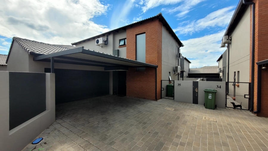 3 Bedroom Property for Sale in Sinoville Gauteng