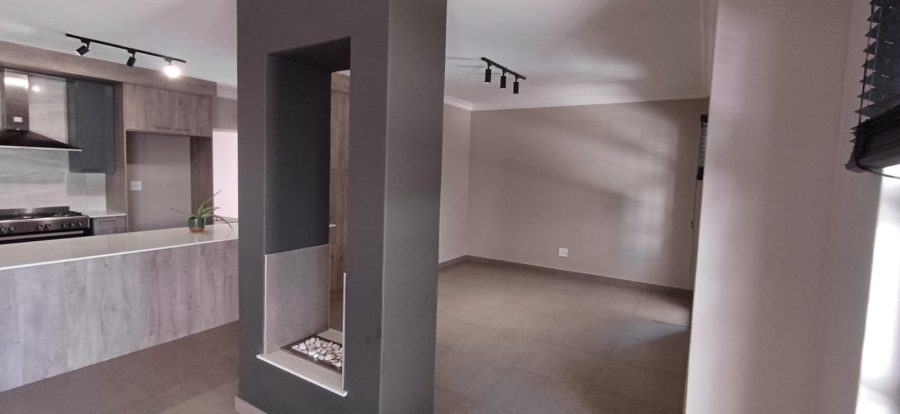 3 Bedroom Property for Sale in Sinoville Gauteng