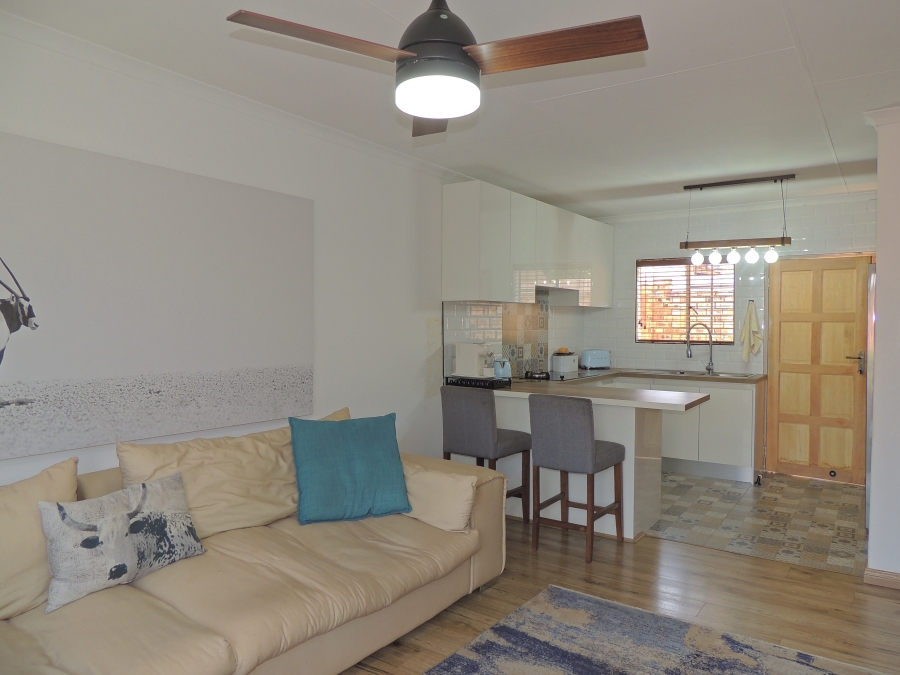 3 Bedroom Property for Sale in Wilgeheuwel Gauteng