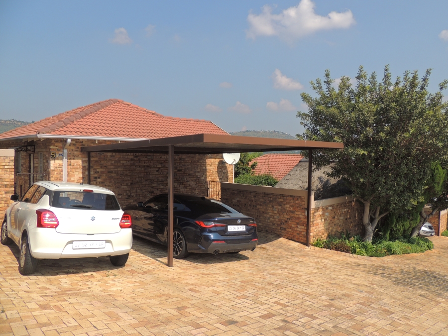 3 Bedroom Property for Sale in Wilgeheuwel Gauteng