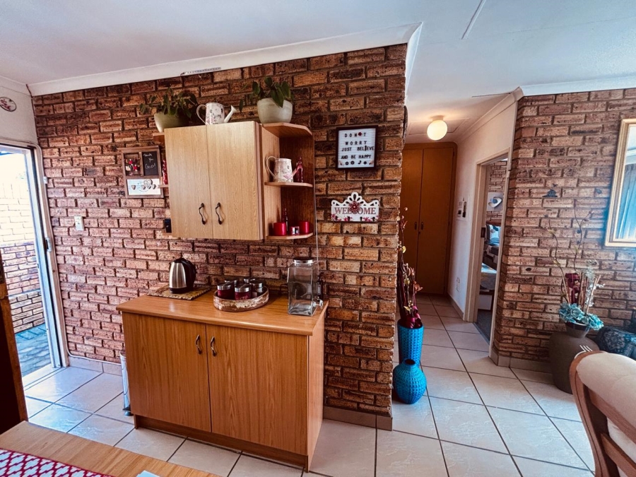 2 Bedroom Property for Sale in Quellerie Park Gauteng