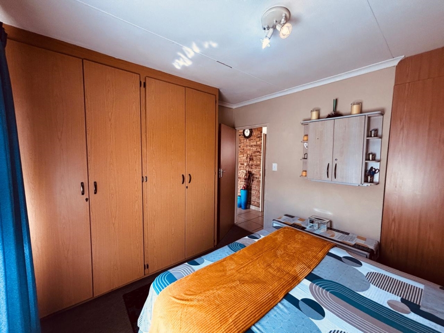 2 Bedroom Property for Sale in Quellerie Park Gauteng