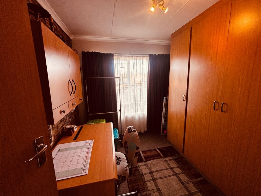 2 Bedroom Property for Sale in Quellerie Park Gauteng