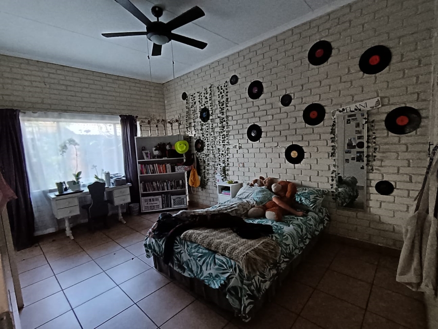 To Let 2 Bedroom Property for Rent in Annlin Gauteng