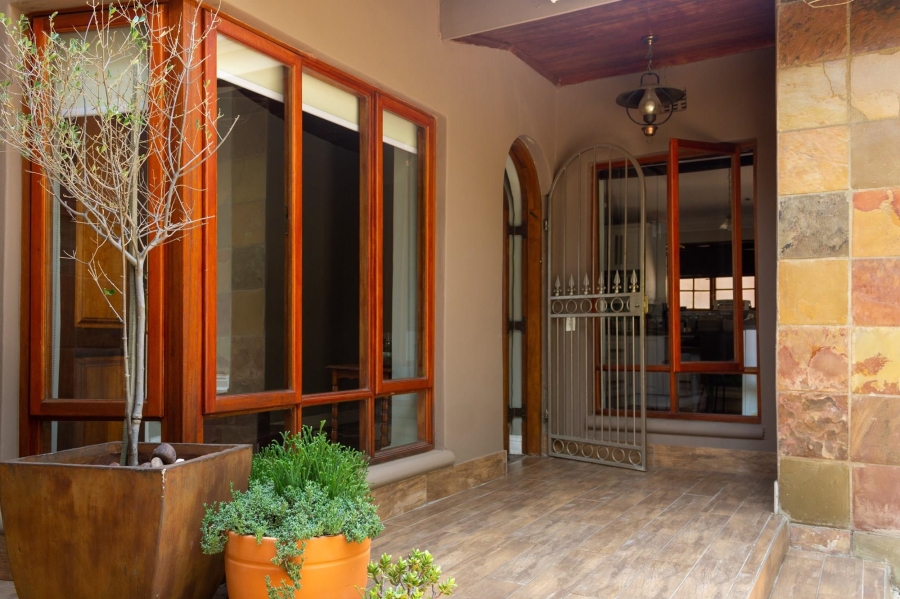 To Let 3 Bedroom Property for Rent in Parkwood Gauteng