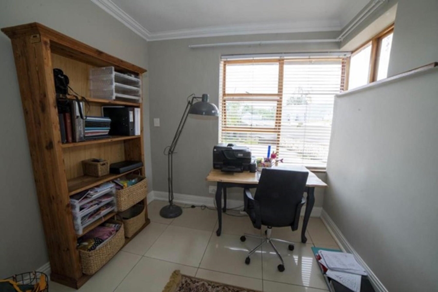 To Let 3 Bedroom Property for Rent in Parkwood Gauteng