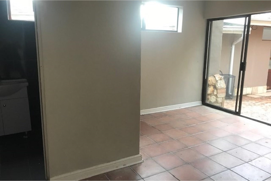 To Let 3 Bedroom Property for Rent in Parkwood Gauteng