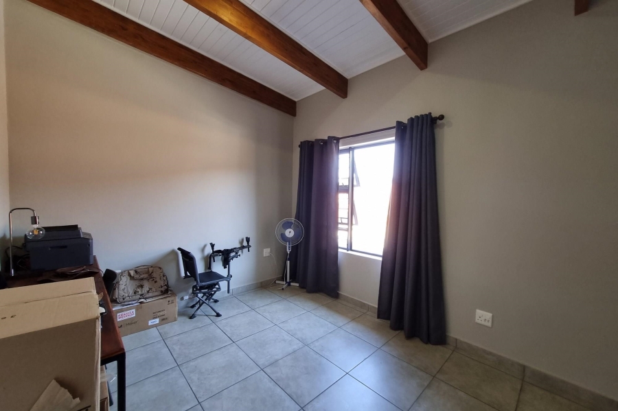 To Let 2 Bedroom Property for Rent in Six Fountains Residential Estate Gauteng