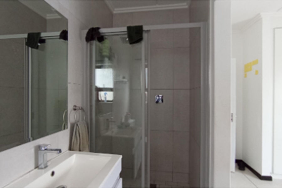 3 Bedroom Property for Sale in Maroeladal Gauteng