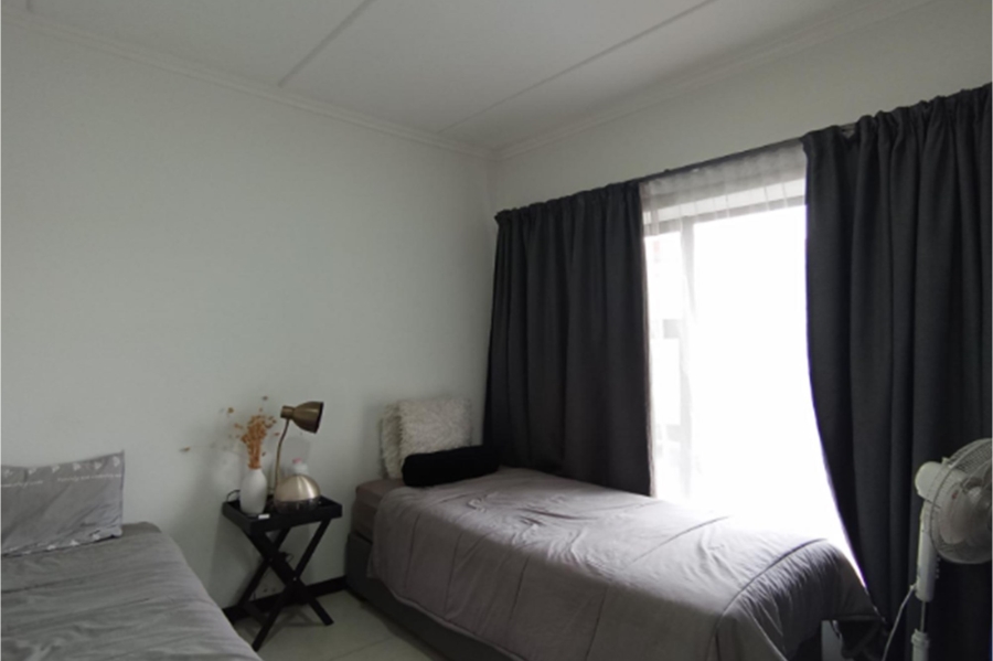 3 Bedroom Property for Sale in Maroeladal Gauteng