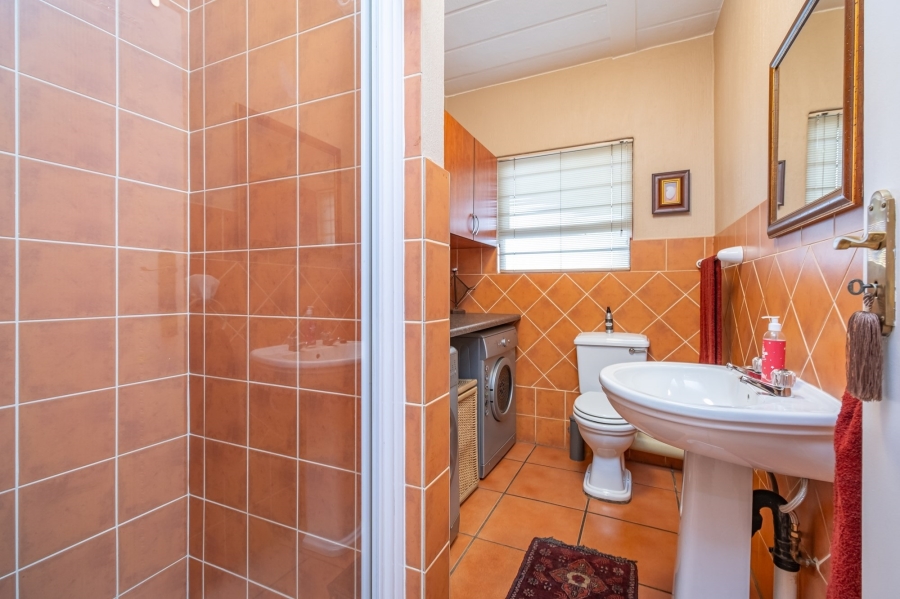 2 Bedroom Property for Sale in Northcliff Gauteng