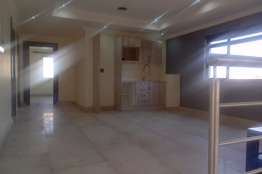 5 Bedroom Property for Sale in Blue Valley Golf Estate Gauteng