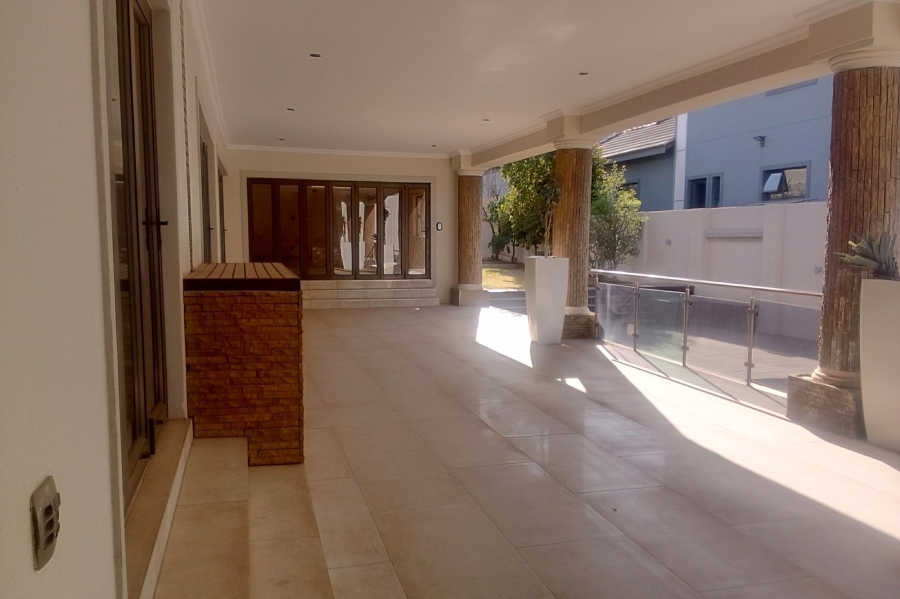 5 Bedroom Property for Sale in Blue Valley Golf Estate Gauteng