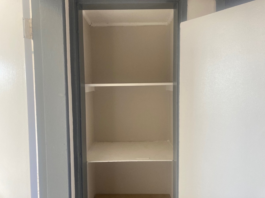 To Let 1 Bedroom Property for Rent in Primrose Gauteng