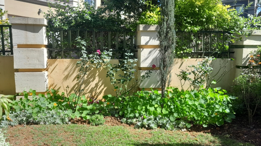 To Let 3 Bedroom Property for Rent in Featherbrooke Estate Gauteng