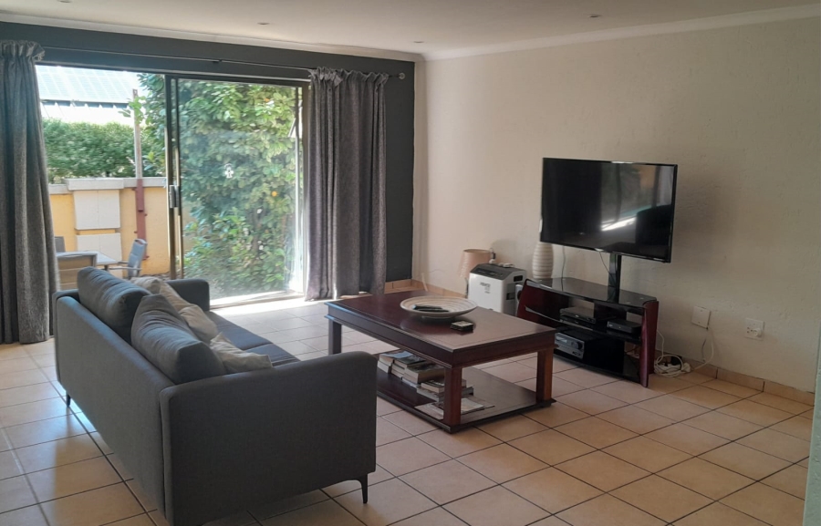To Let 3 Bedroom Property for Rent in Featherbrooke Estate Gauteng