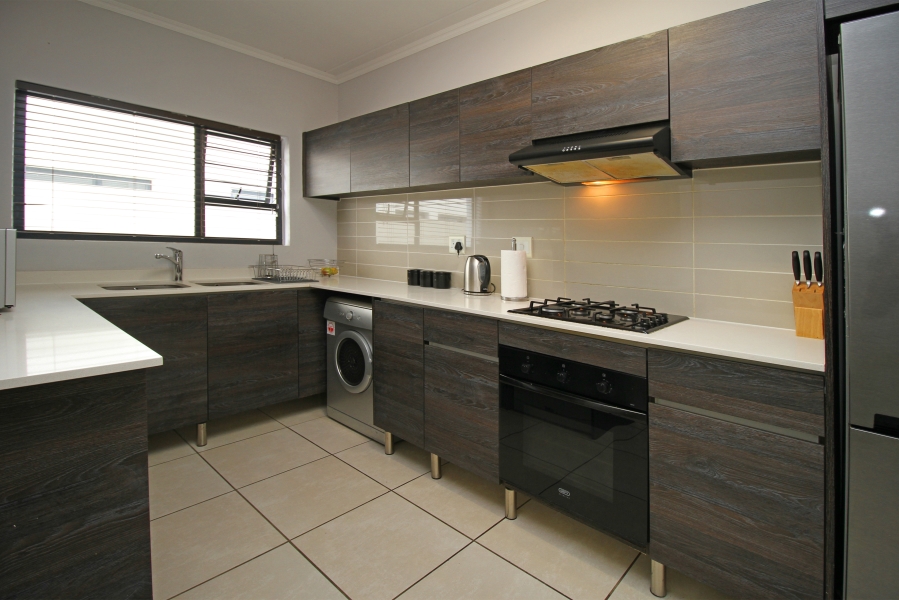 3 Bedroom Property for Sale in Petervale Gauteng