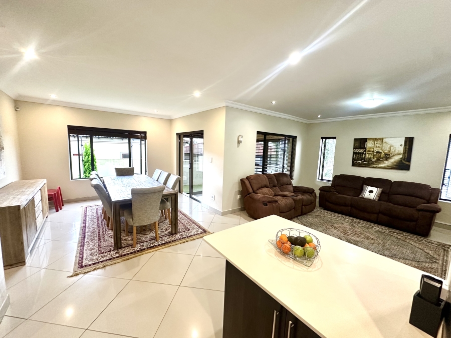 4 Bedroom Property for Sale in Thatchfield Estate Gauteng